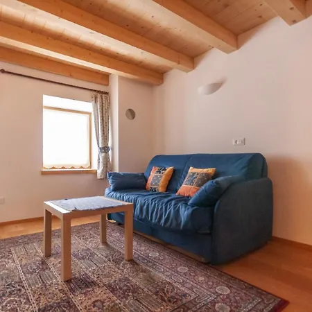 Casa Piccolin فالكادي